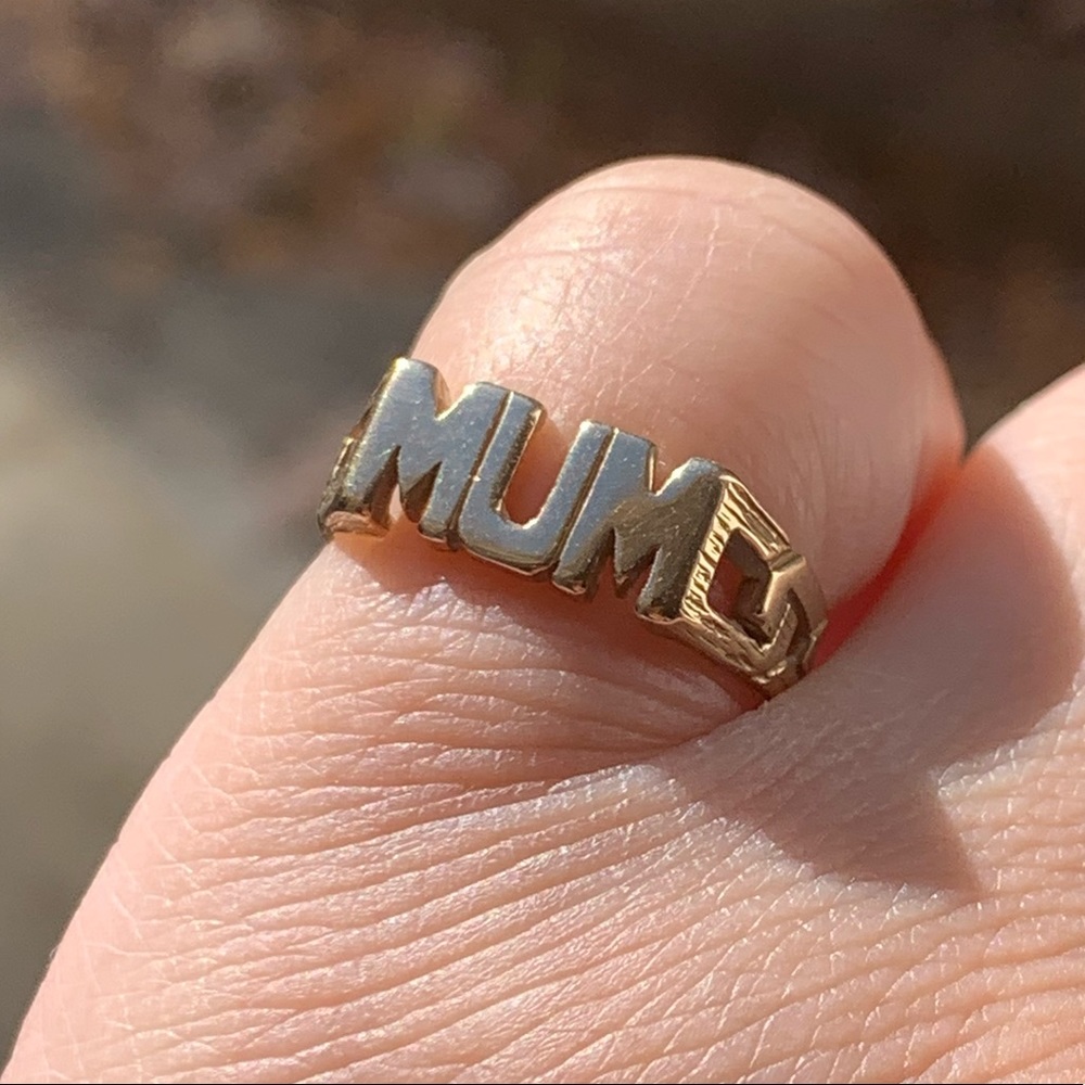 9k 375 Vintage Yellow Gold Mum Mom Ring